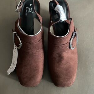 Time and Tru Brown Suede Clogs with Buckle